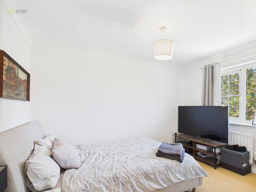 CAM03830G0-PR0142...