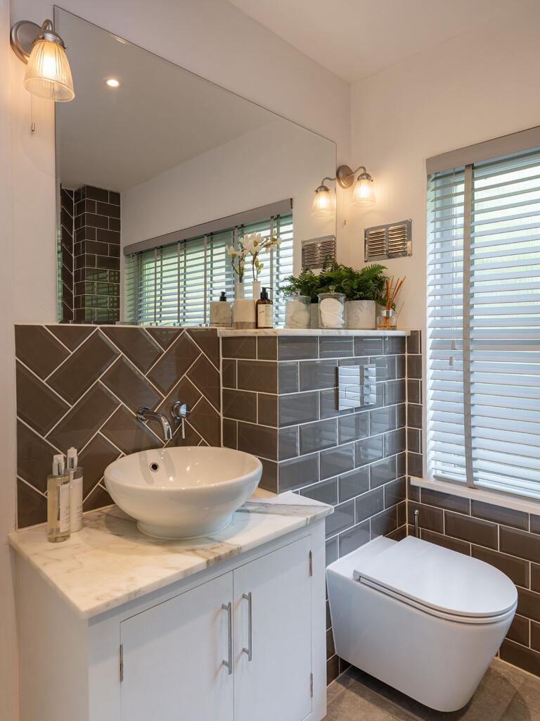 Jonswood_Bathroom