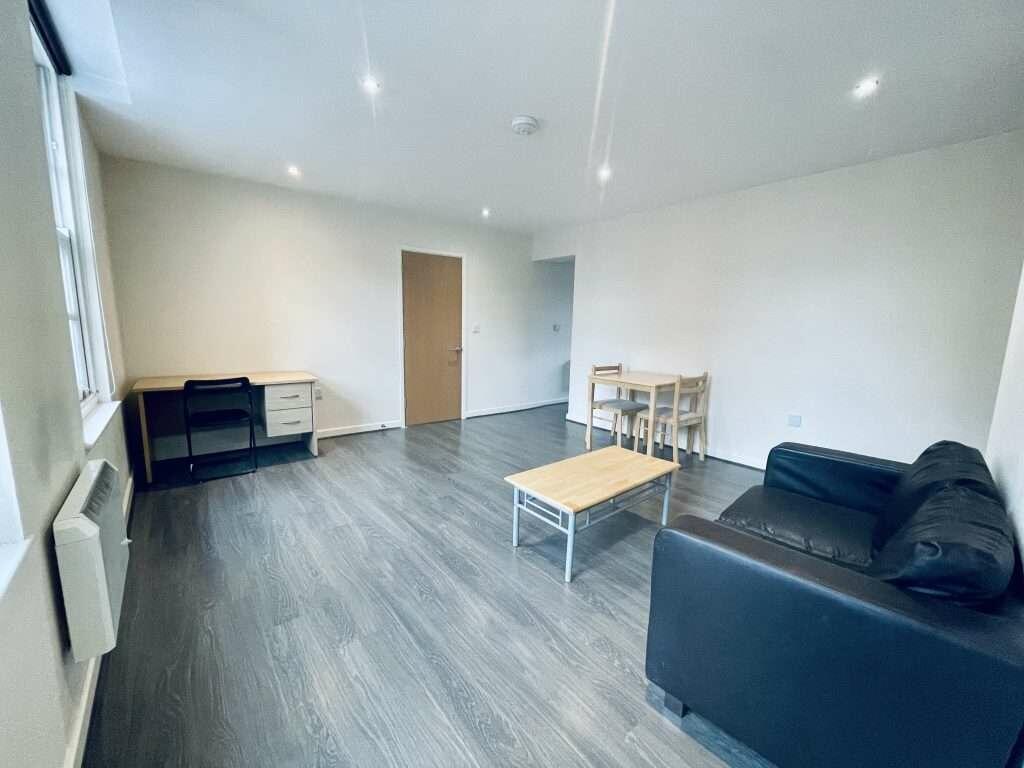 Flat_15_crofts