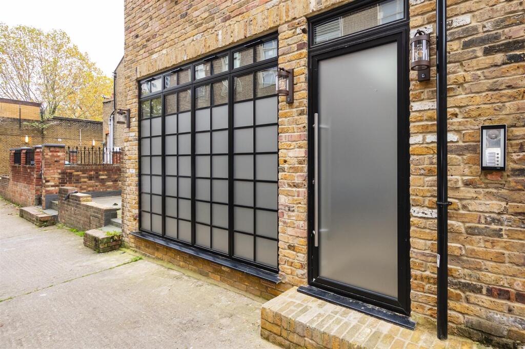 Copy of 84d Lillie Rd (1).JPG