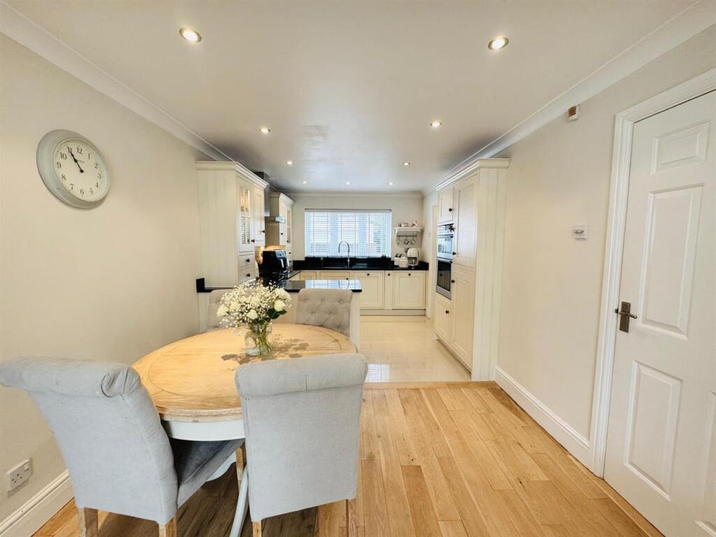 Kitchen Dining Family Room