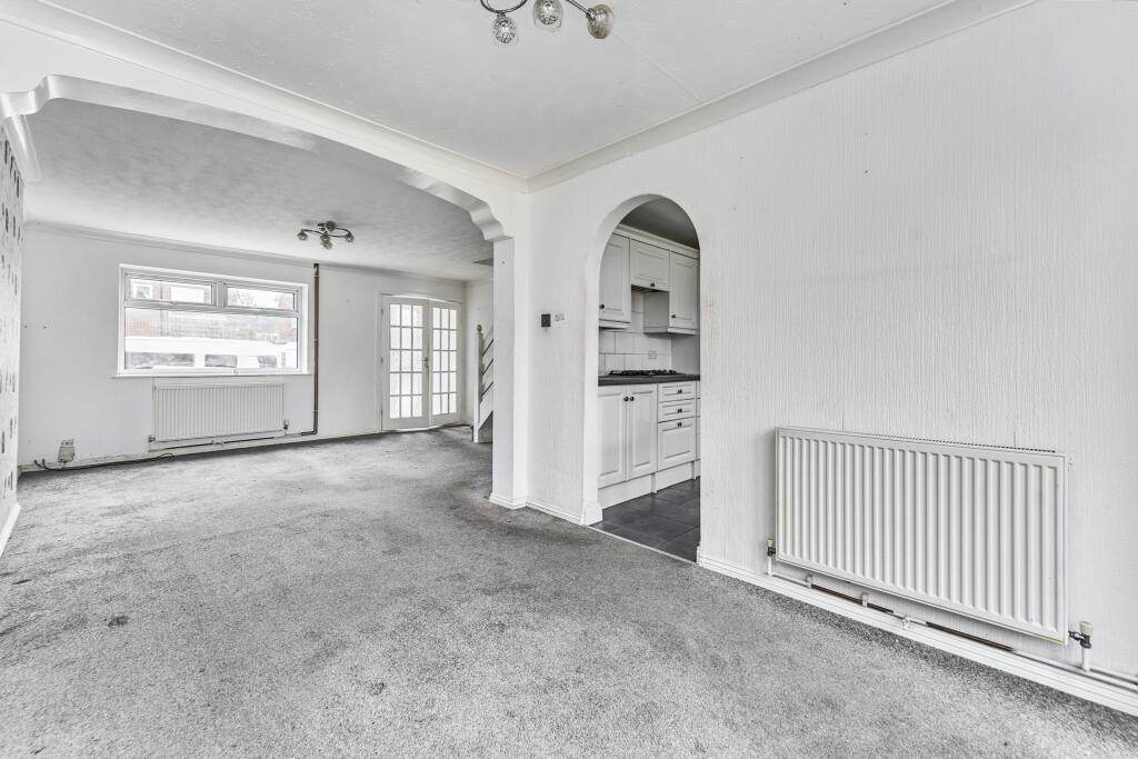 23 Lassington Close, Redditch, Worcestershire, B98 0LW