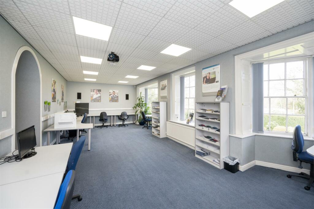 Boston Lodge -Training Room.jpg