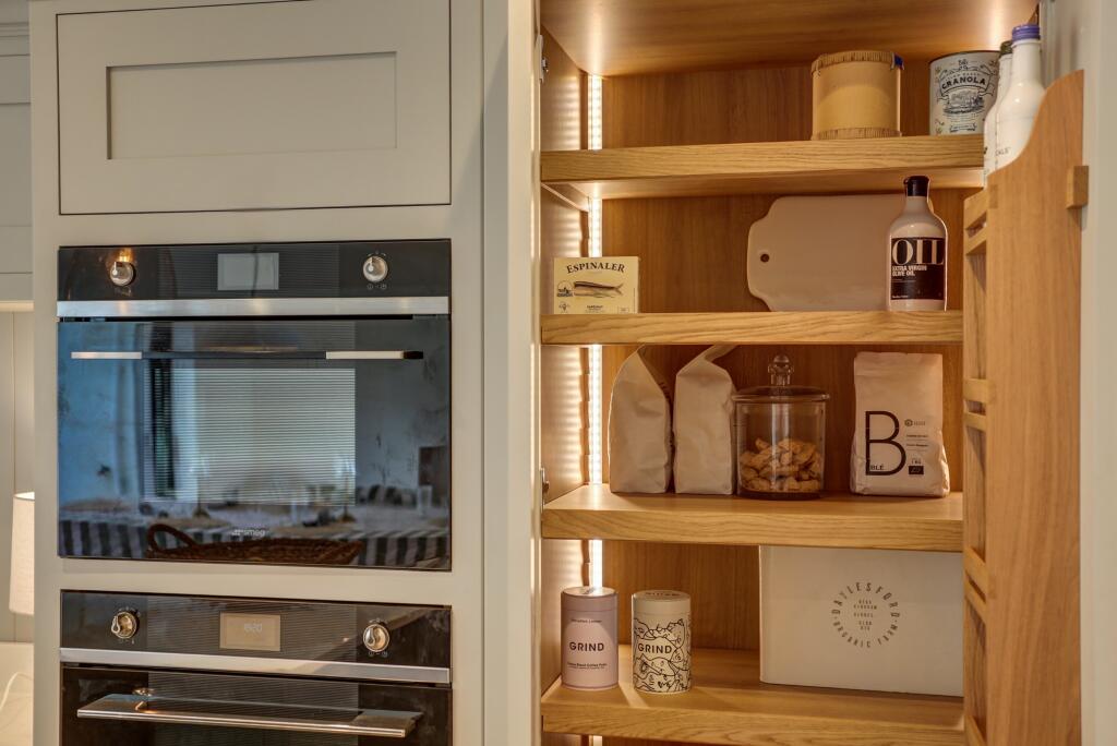 kitchenstorage3