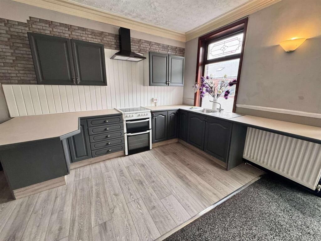 542930927_1116795283761458_1716265702044473966_n.j