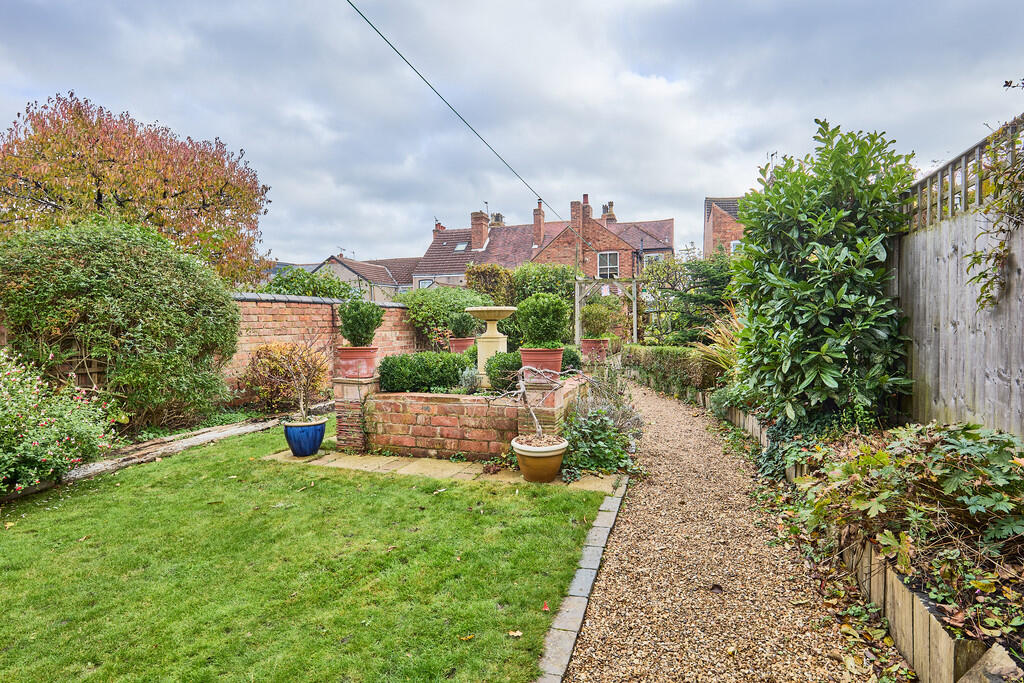 Edward Knight 202...