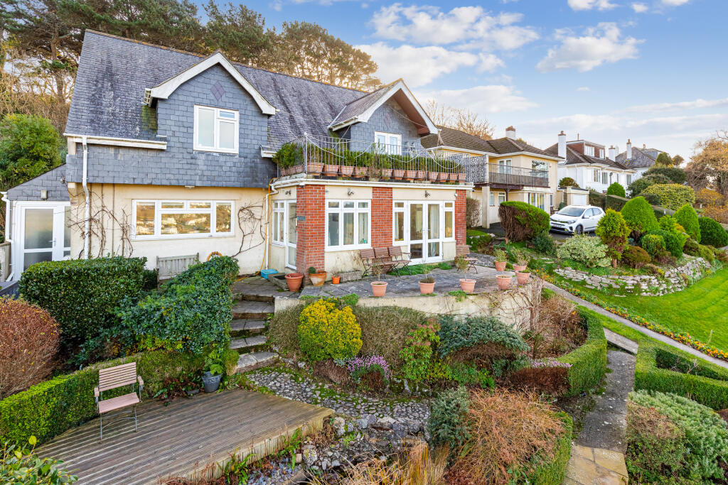 A02 - Noss Mayo, Stoke Road, Westonhay - 251210