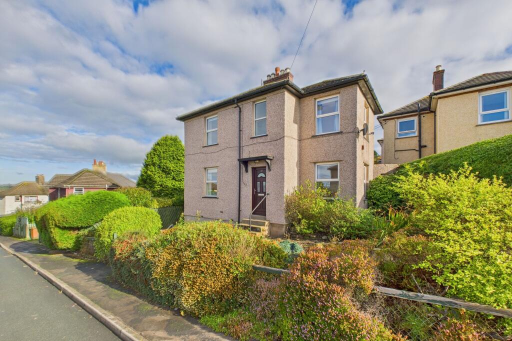 The Crescent, Thornhill, CA22