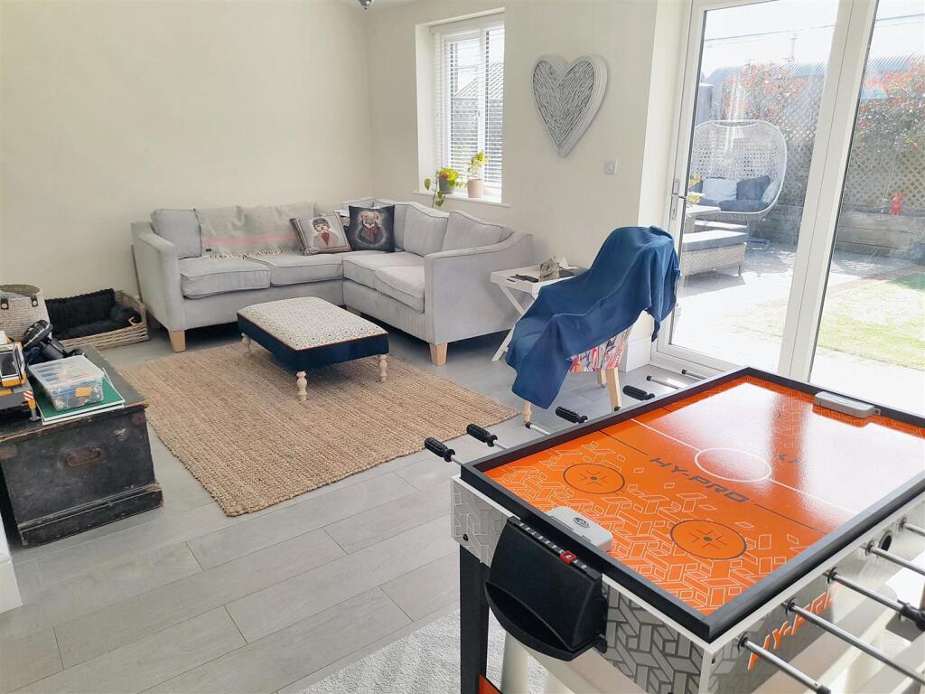 Family room new MS.jpg