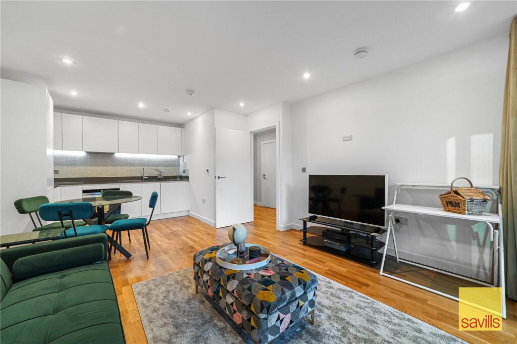 Reception/Kitchen