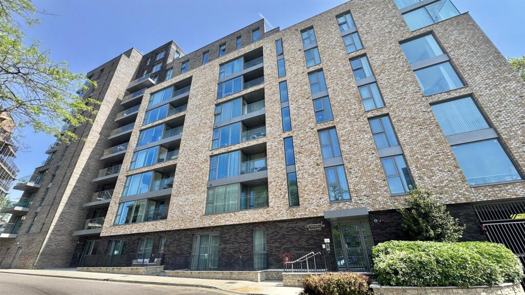 Sandpiper Building , N4
