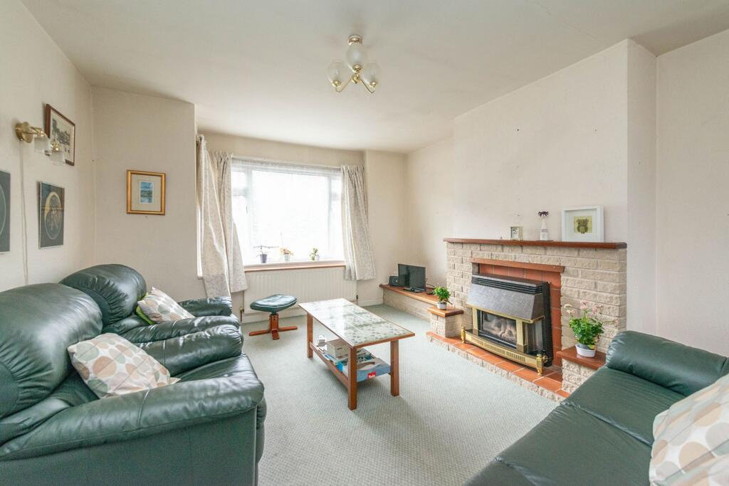 KITCHEN DINER AND LIVING ROOM