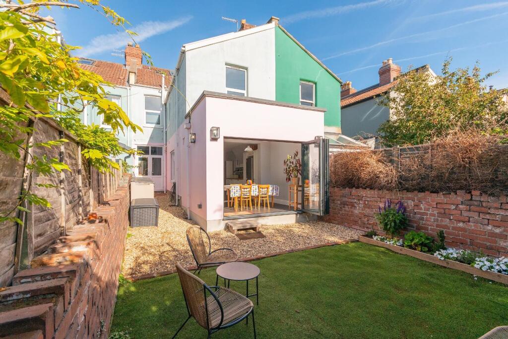 3B9RKE - External F.jpg