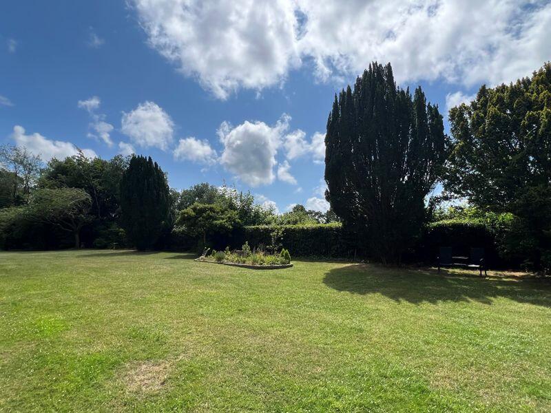 Communal gardens