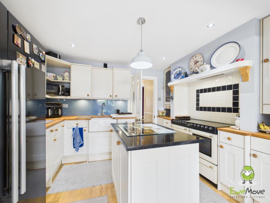 EweMove Estate Agents Basingstoke