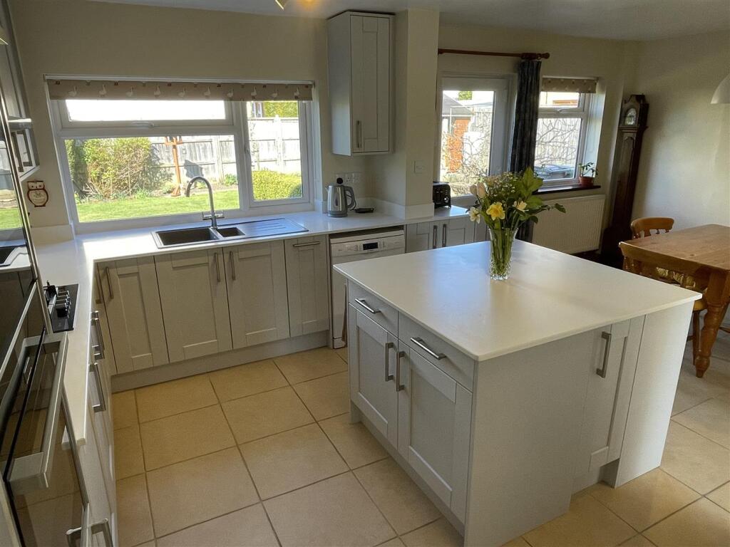 Kitchen and Dining Room.JPG