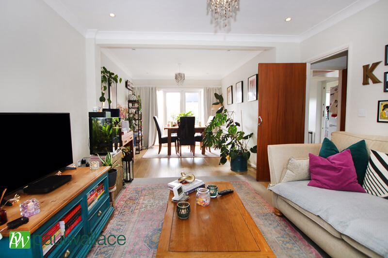 Lounge to Dining Area