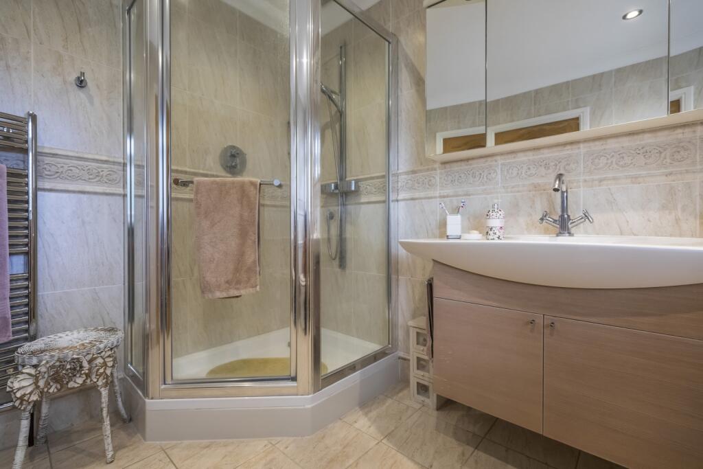 Shower Room 1