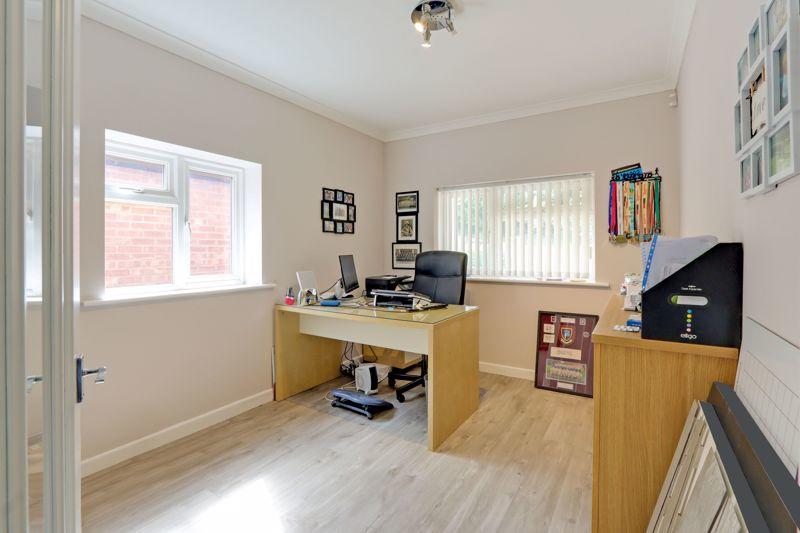 Office/Bedroom 5