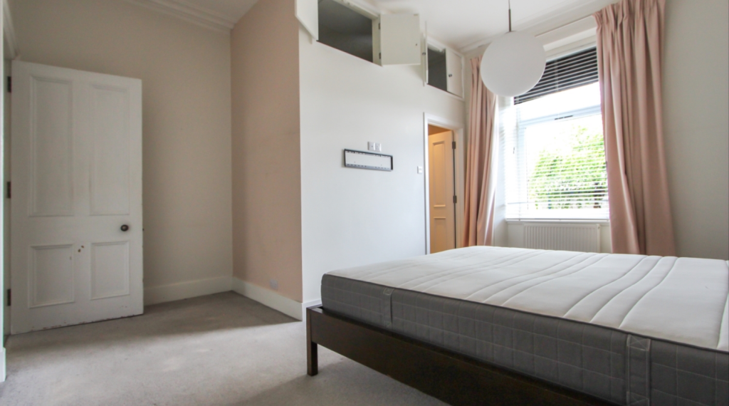 Screenshot 2025-10-15 at 23.54.57