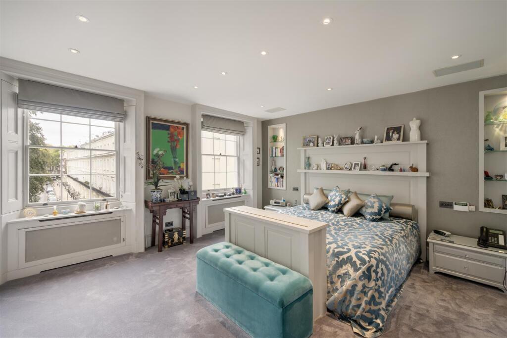 Maskells-32 Norland Square-19_Hi.jpg