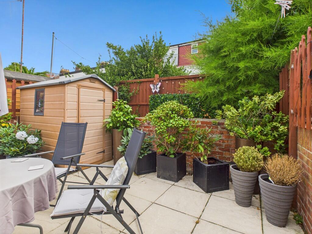 CAM05068G0-PR0040...