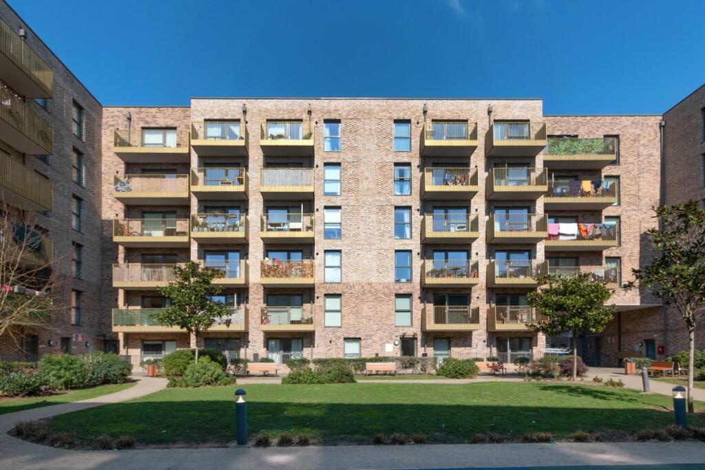 F12 5 Selbourne Avenue Ph16.jpg