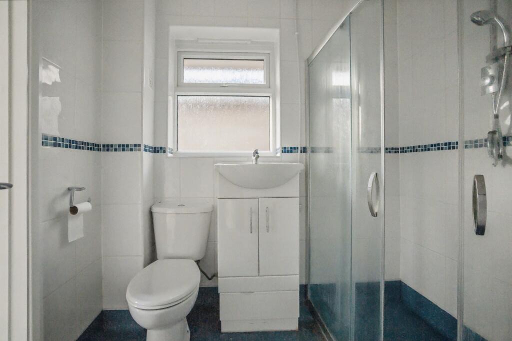 86 Long Catlis Road, Gillingham, Kent, ME8 9TA