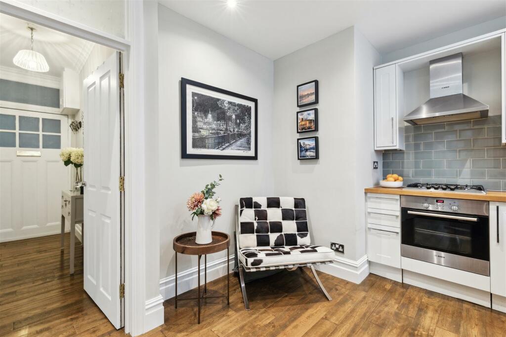 Fairlawn Court, W4 - FOR SALE