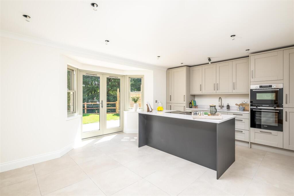 250712 - Plot 4 Halls Close, Braughing - 07.jpg