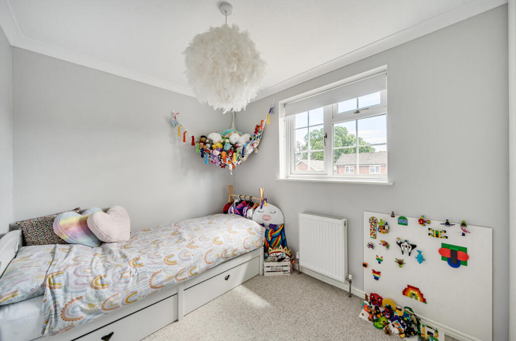 1315624-5-685af61...