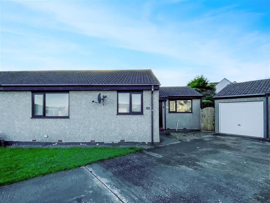 10 Gorse Close