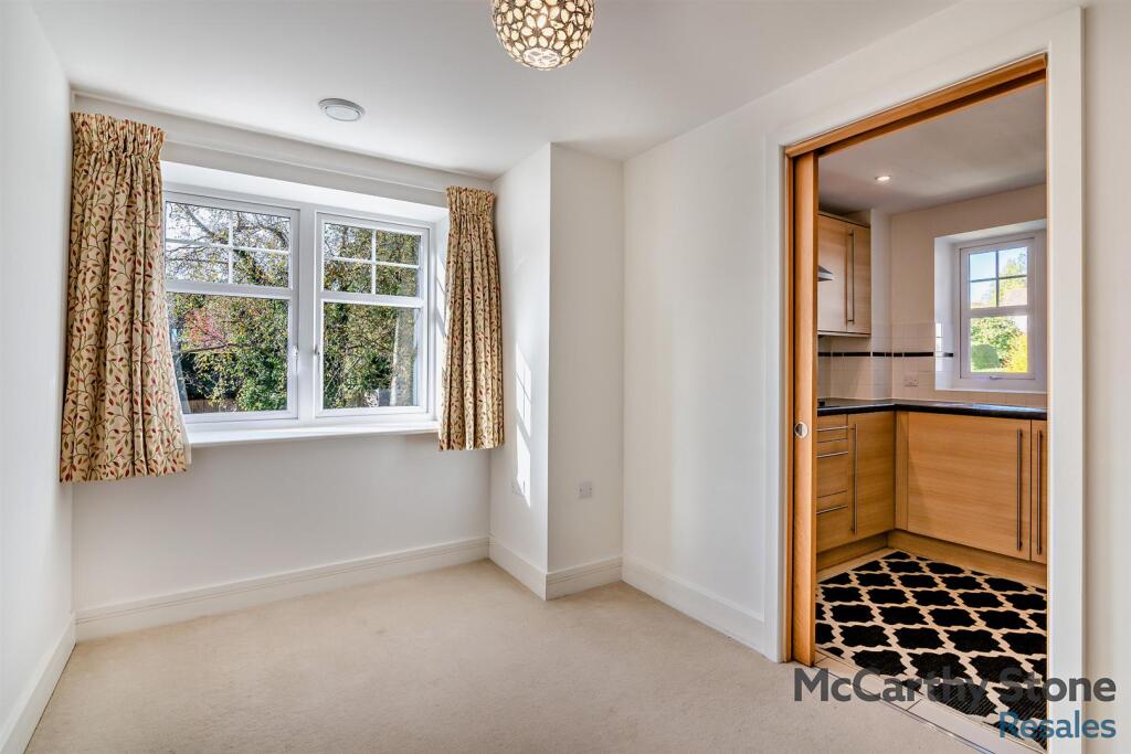 8668085-interior09-800.jpg