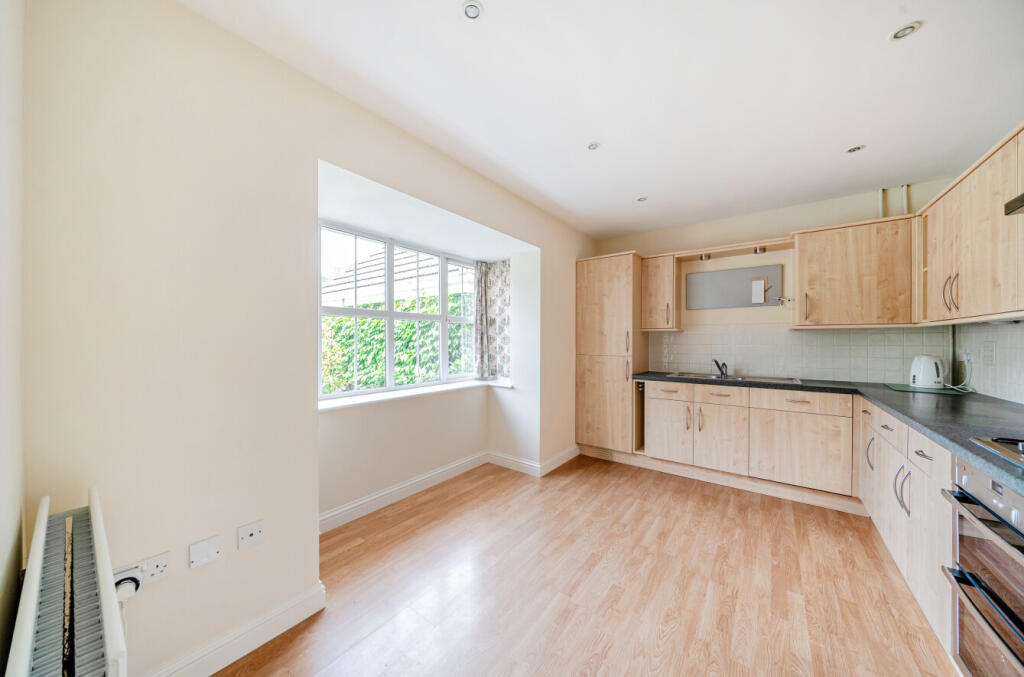 1319351-10-68653c...