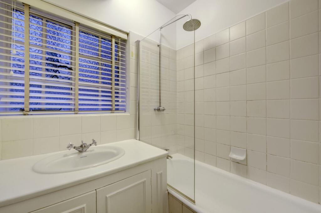 47 pelham court 3...