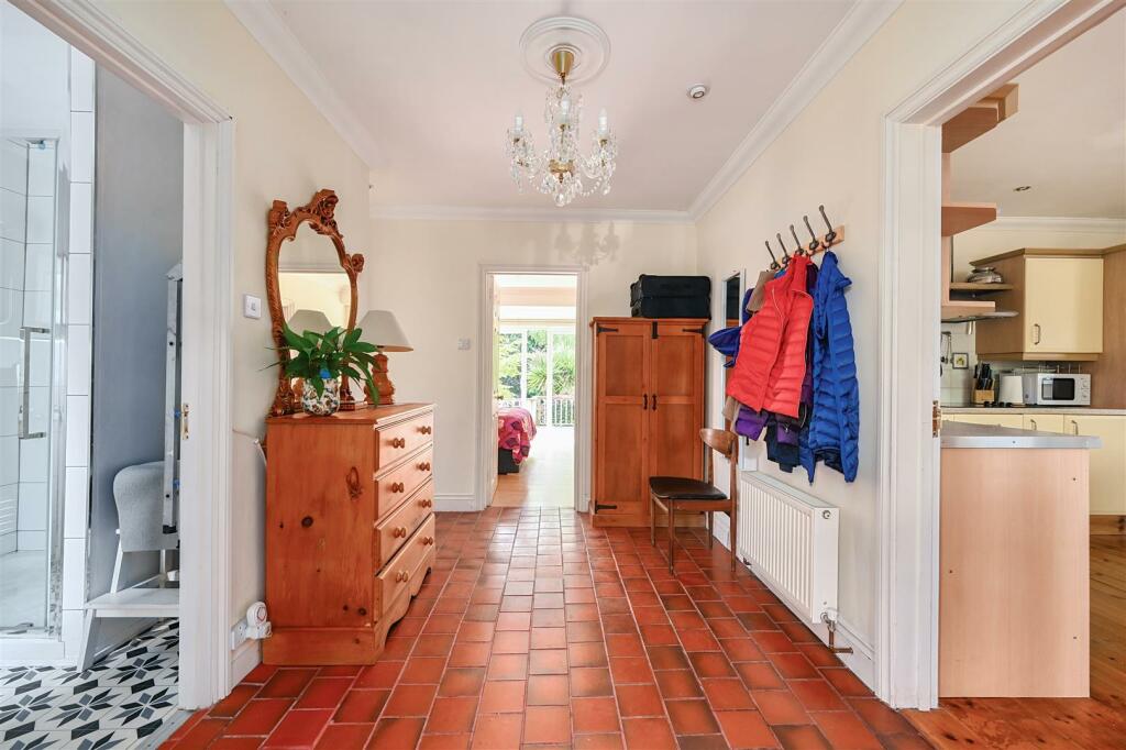 St.Helens View - Parsonage Lane - TN35 4SH (13).jp