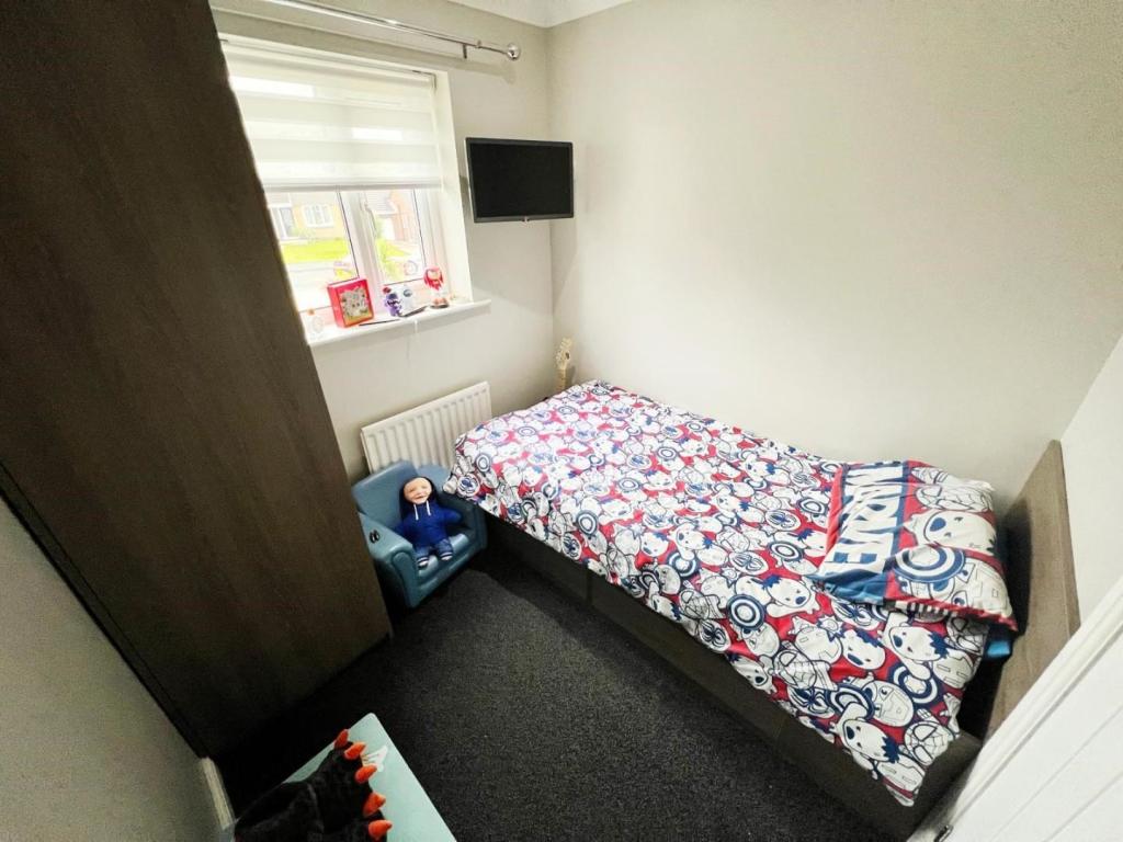 Bedroom 4.jpg
