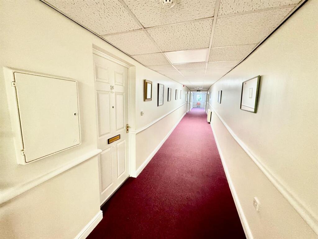 Corridor.jpg
