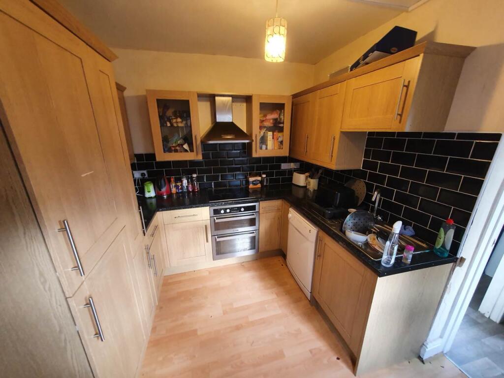 Kitchen (1)