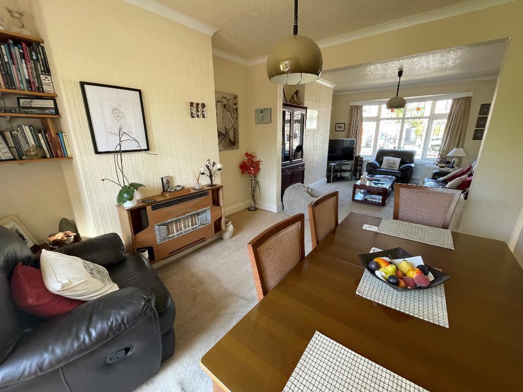 Dining through Lounge