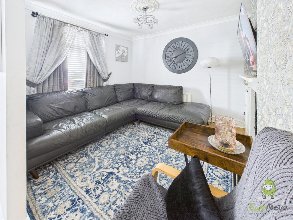 CAM01543G0-PR0157-STILL007