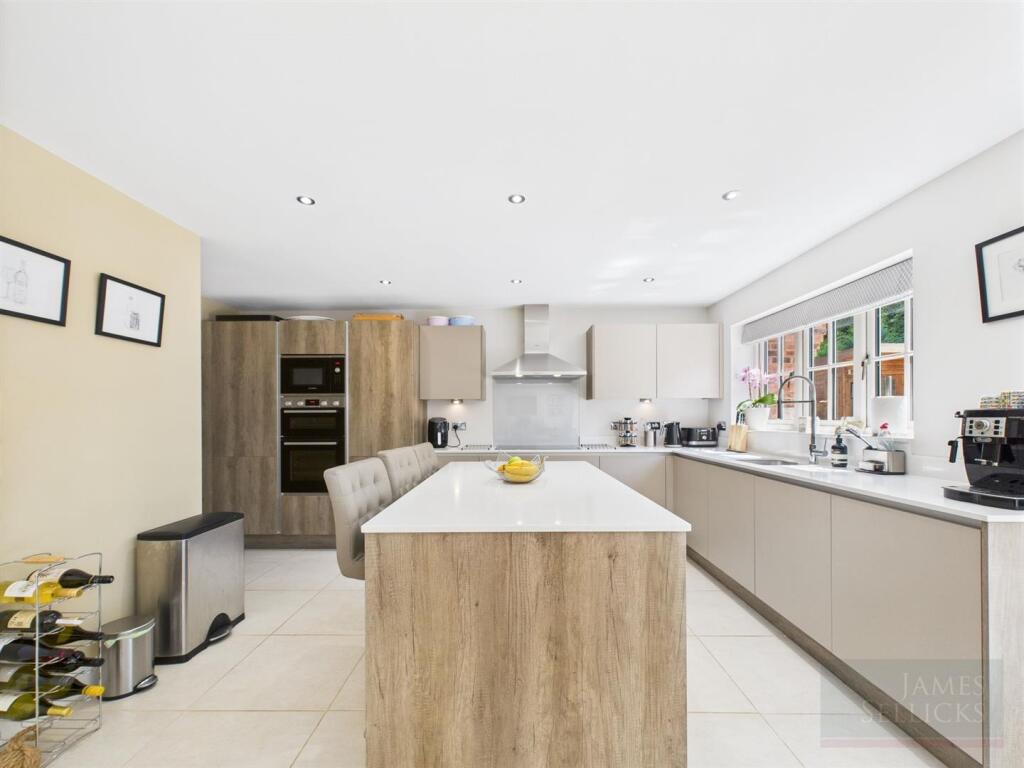 Open plan living kitchen