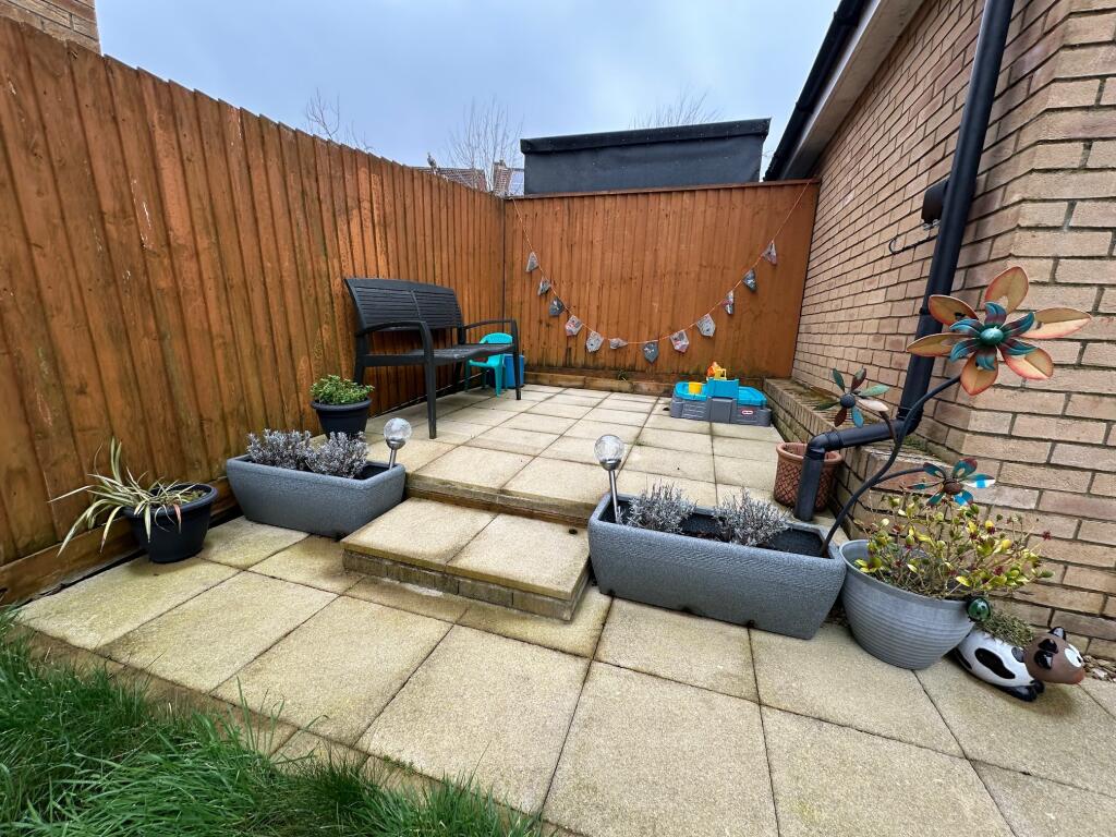 Rear Garden Patio Area