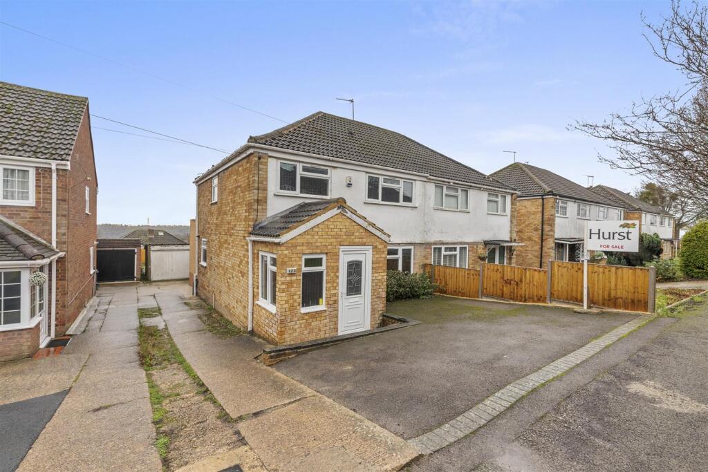 123 Walton Drive, HP13 6UA-14.jpg