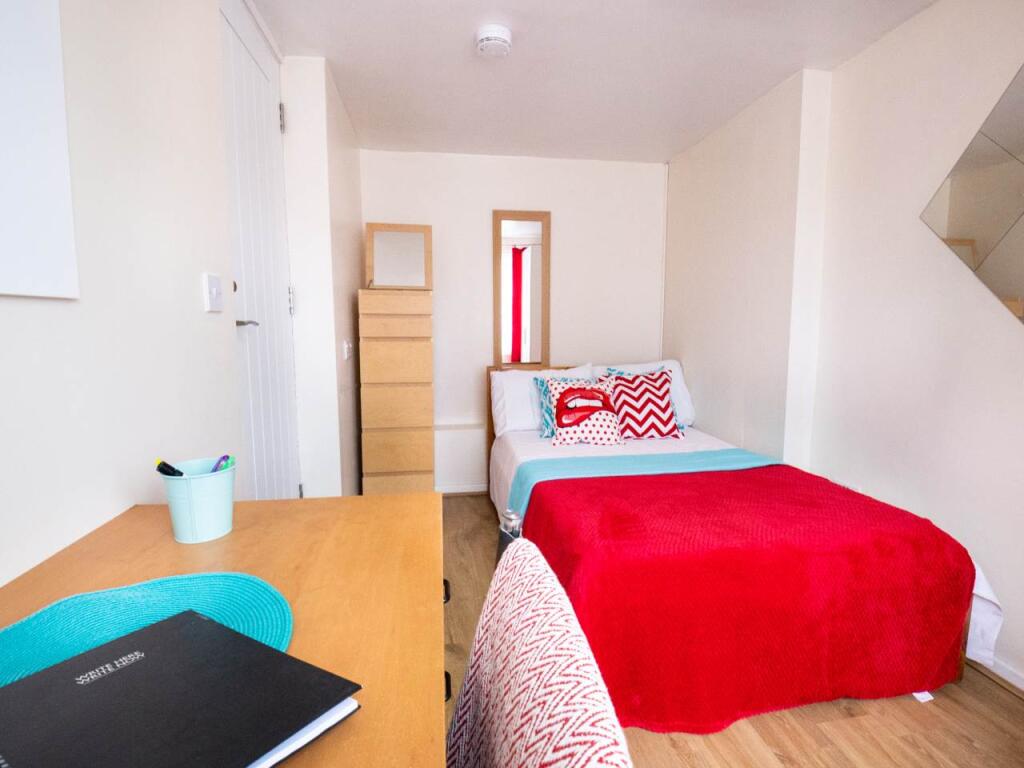 1_Ulcombe_Gardens_Ca