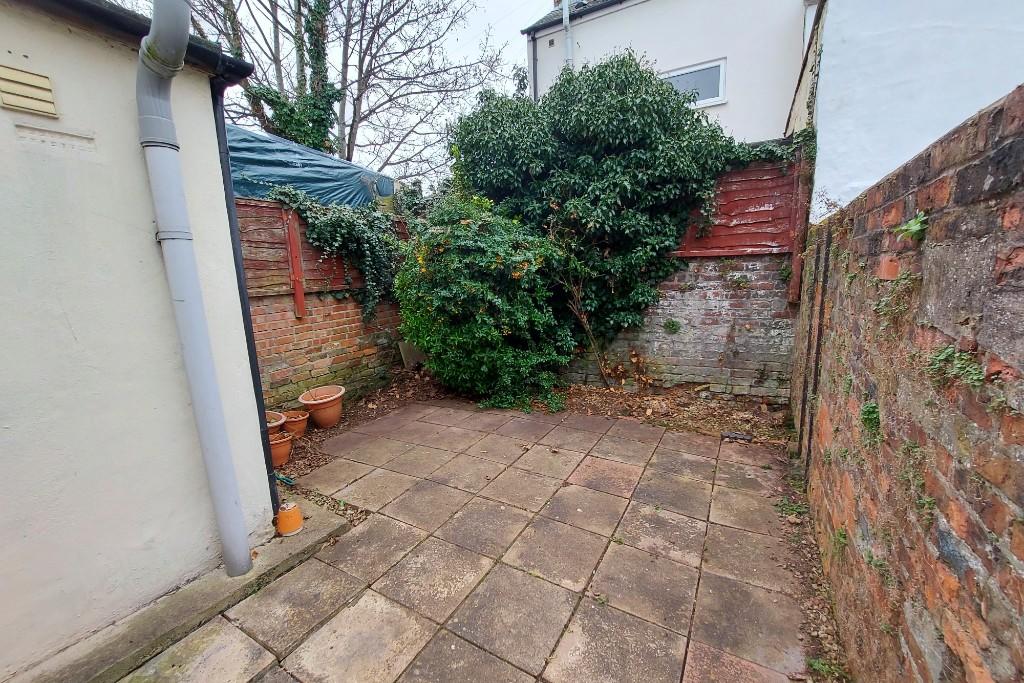 Walled Courtyard 