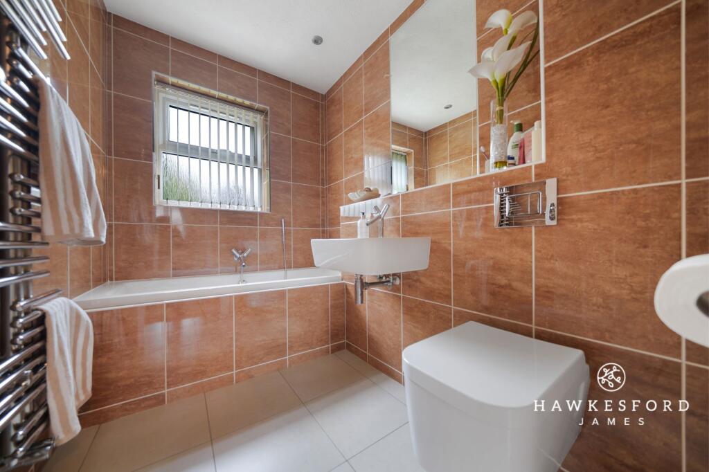Turner Close, Sittingbourne - Bathroom