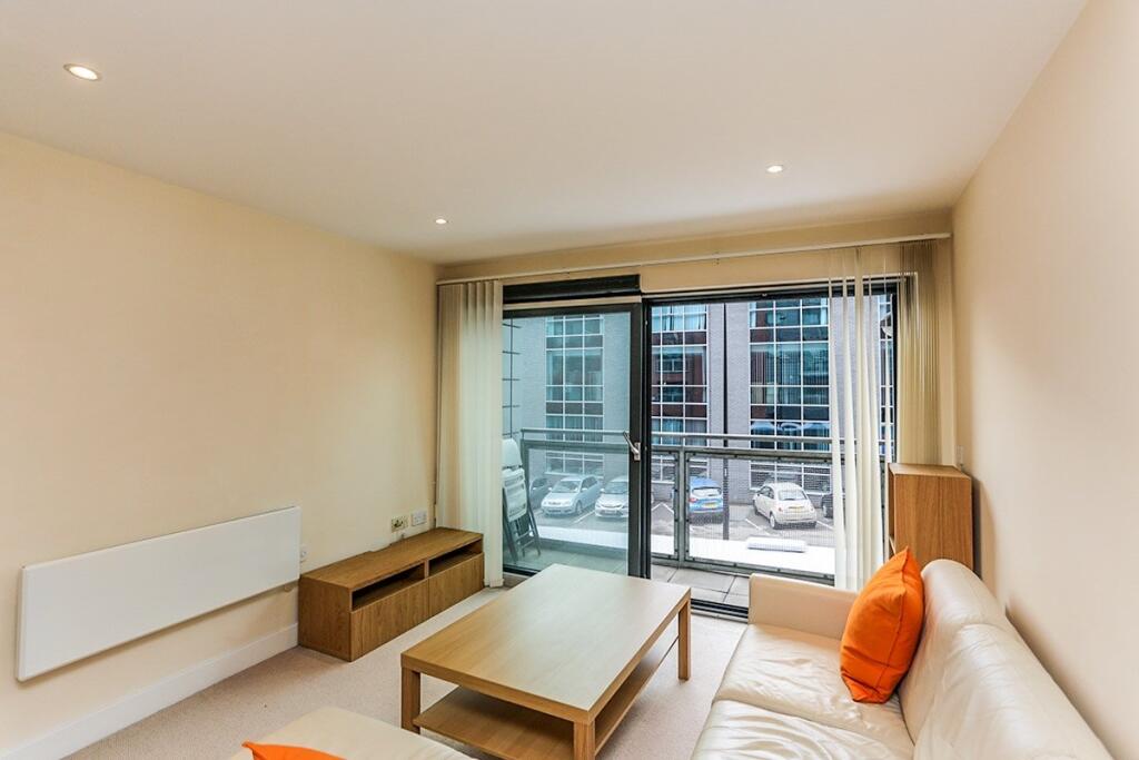 Open Plan Living/Din