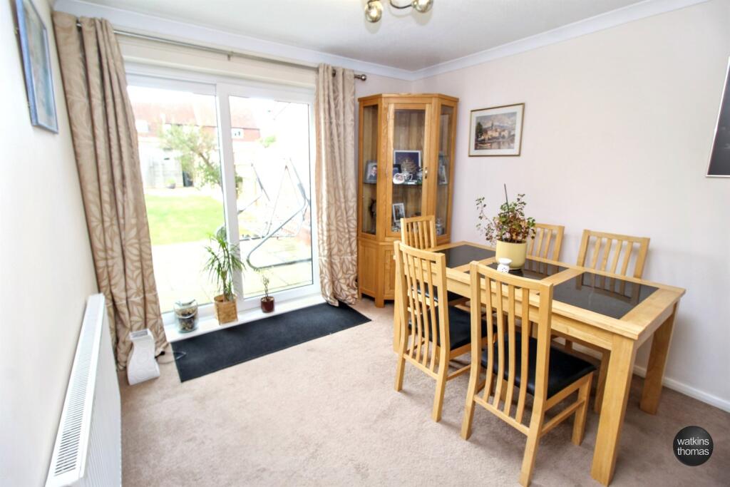 Sitting/Dining Room