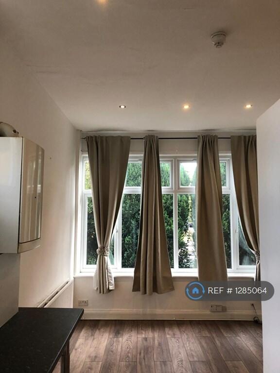 Good Size Lounge Area